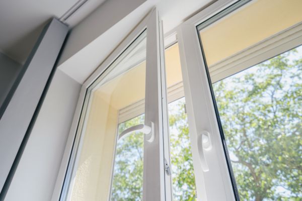 Vinyl Window Replacement in Hamburg