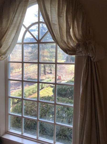 Elliptical Window Replacement in Hamburg