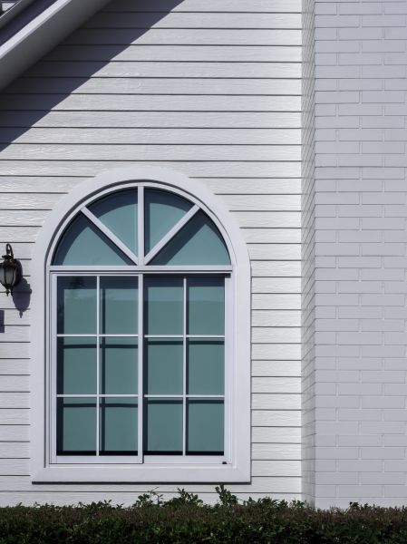 Curved Window Replacement in Hamburg